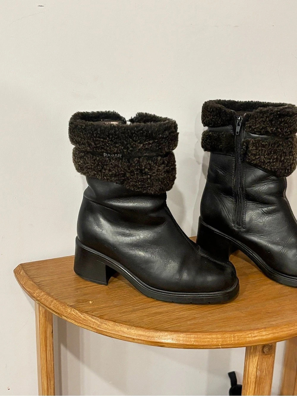 Vintage Pajar Black Fur Cuff Winter Boots 38